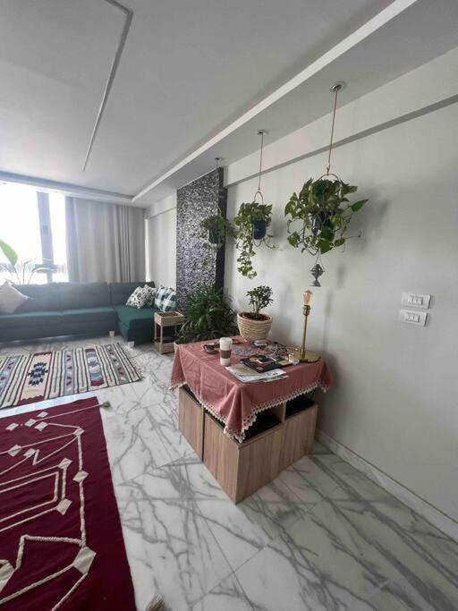 Newly Refurbished Flat,Marble Floors.Central Caïro Buitenkant foto